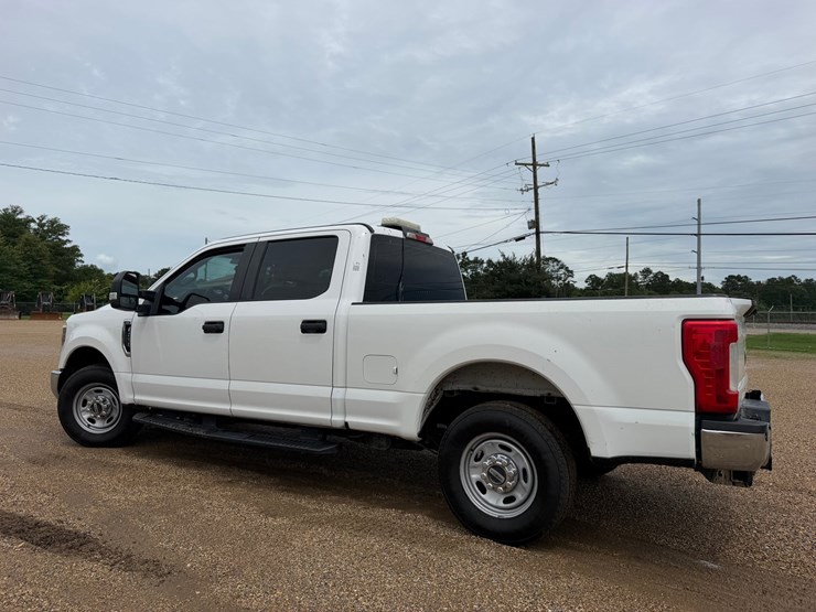 2019-ford-f250-image-3