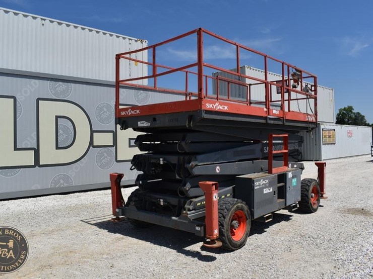 skyjack-sj9250rt-image-3