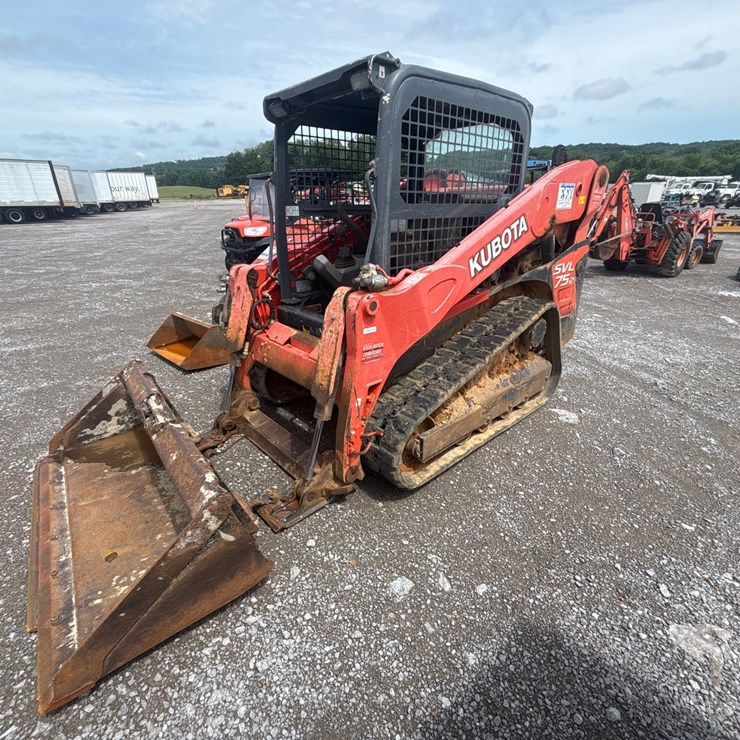 KUBOTA SVL75-2