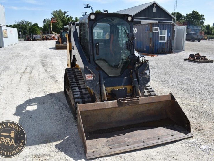 2019-deere-317g-42975-image-23