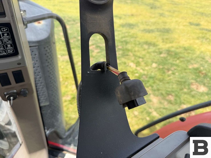 2014-case-ih-magnum-200-cvt-image-100