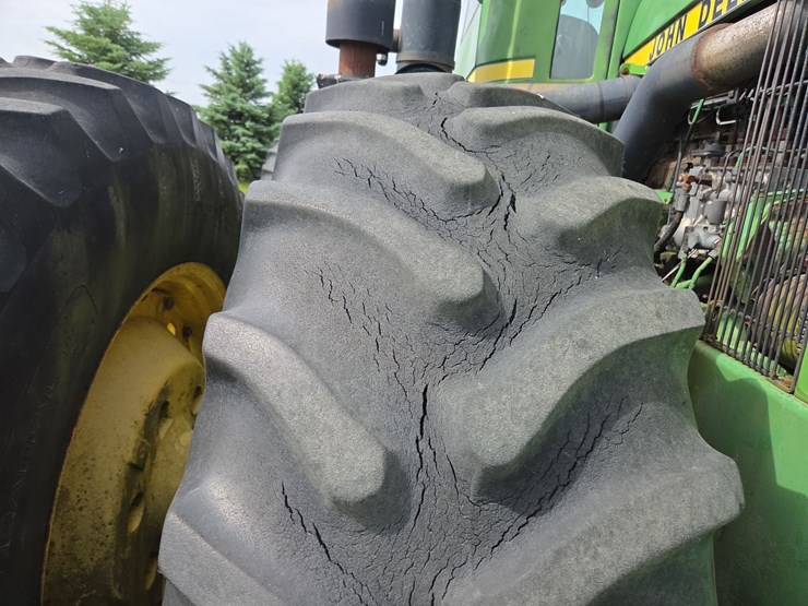 jd-8650-4wd-tractor,-currently-non-running-image-2