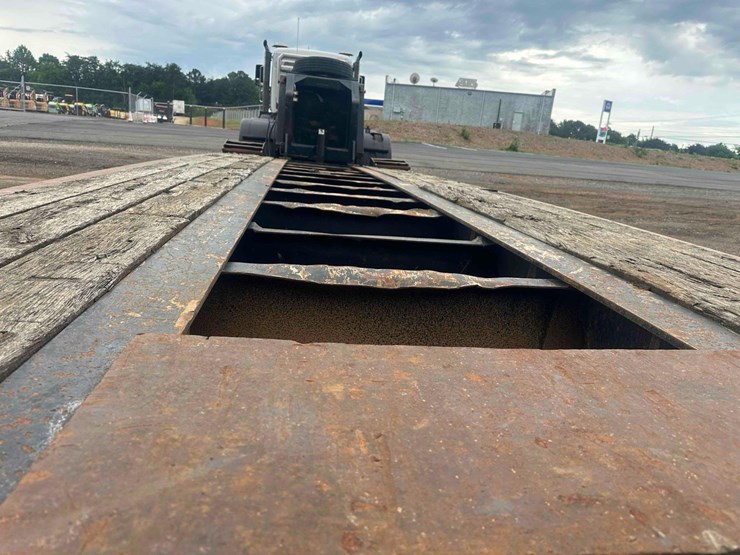2015-talbert-55-ton-image-14