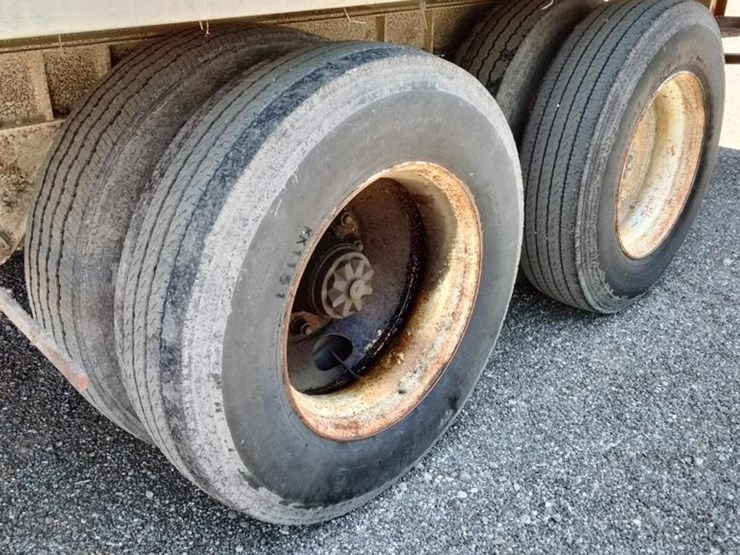 fruehauf-trailer-image-9