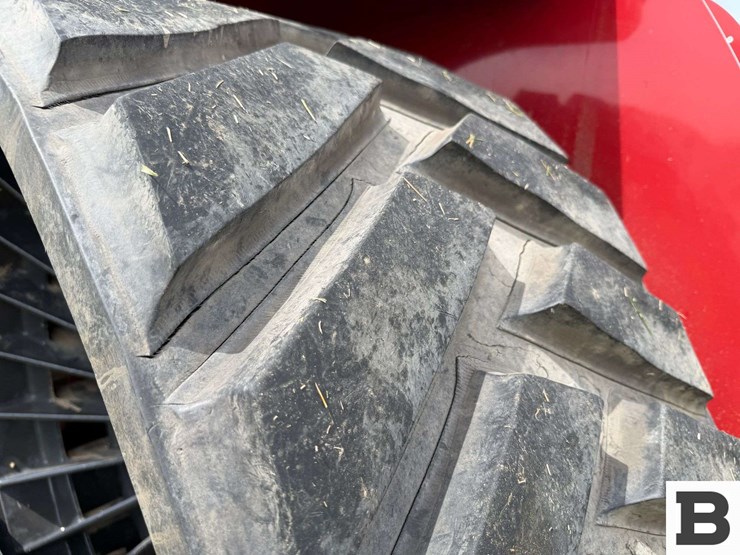 2015-case-ih-steiger-420-rowtrac-image-49