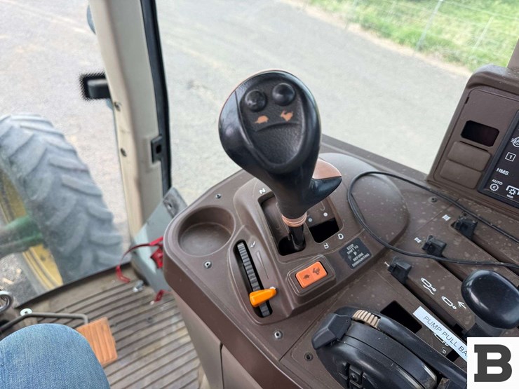 2005-john-deere-7420-image-52
