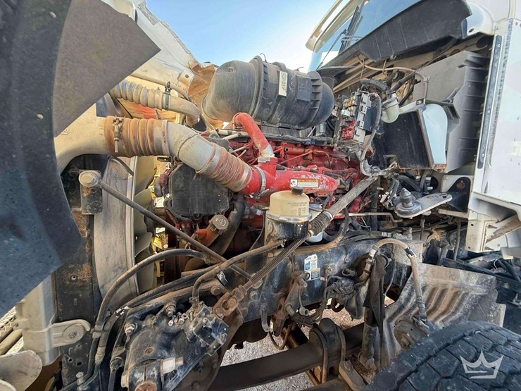 2013-kenworth-t660-image-4