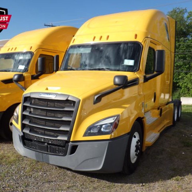 2022 FREIGHTLINER CASCADIA 126