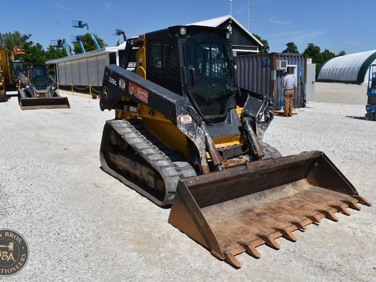 2019-deere-333g-image-14