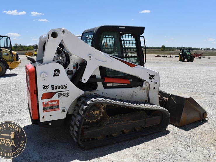 2020-bobcat-t650-image-30