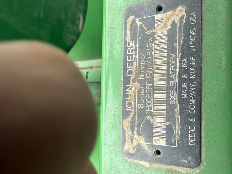 john-deere-635f-image-2