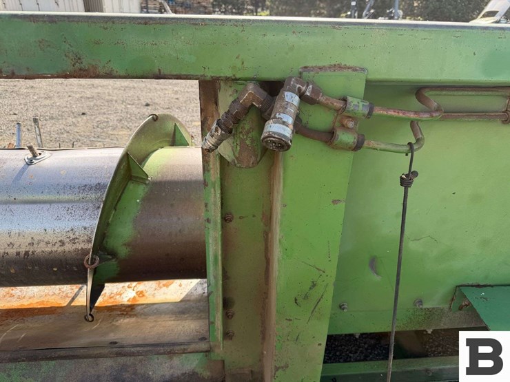 john-deere-212-image-20