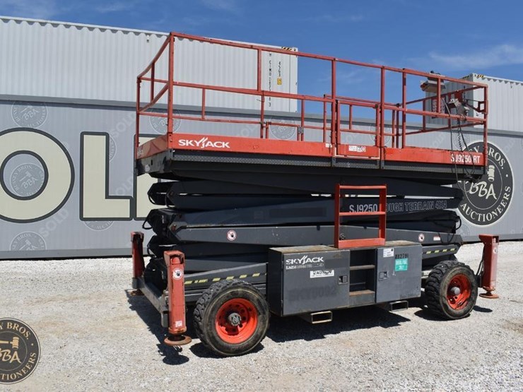 skyjack-sj9250rt-image-5