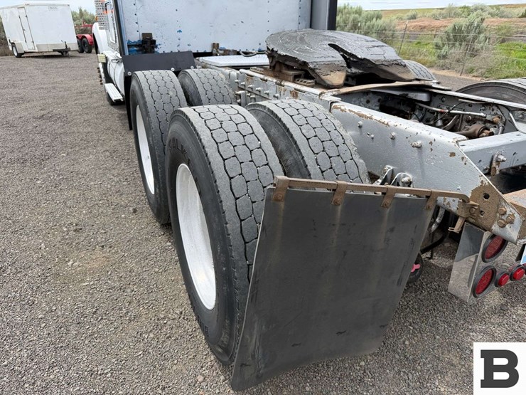 1993-kenworth-t800-image-23