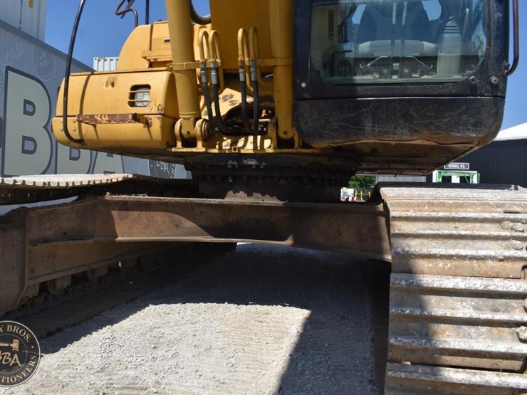 2005-caterpillar-320cl-image-34