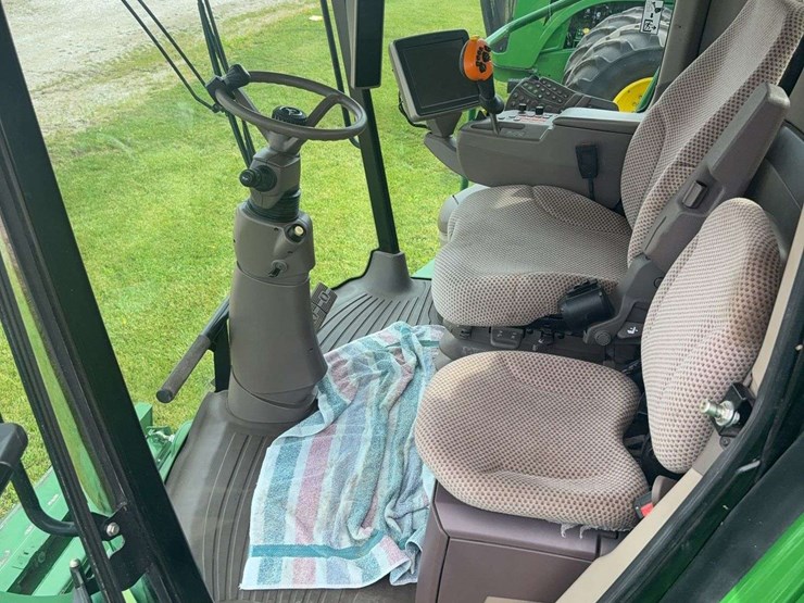 2013-john-deere-s670-image-36