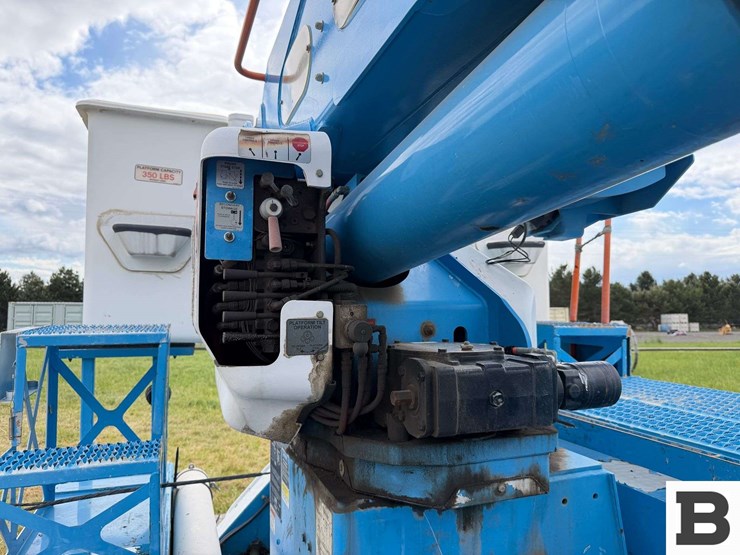 2013-altec-am55-image-28