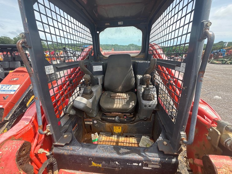 kubota-svl75-2-image-9