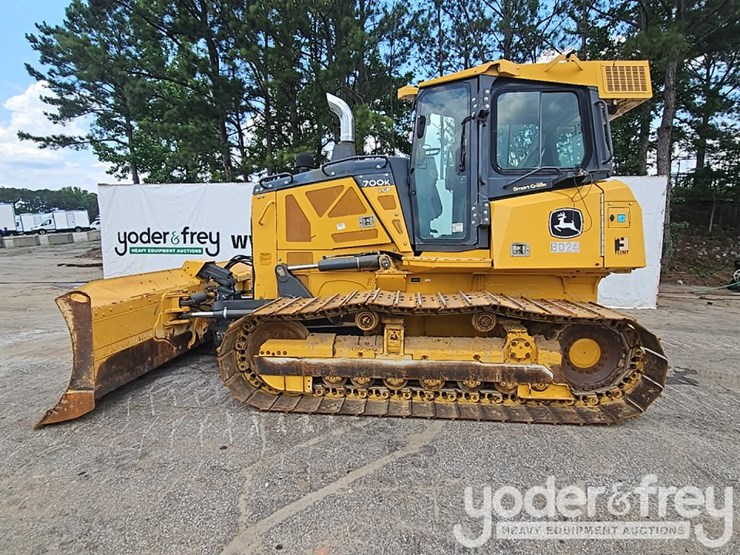 2019-deere-700k-image-2
