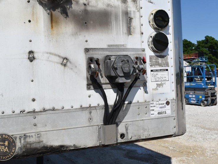 2008-utility-van-image-15