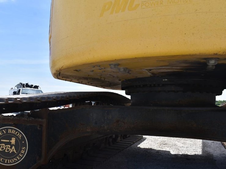 2015-komatsu-pc308us-lc-3e0-image-40