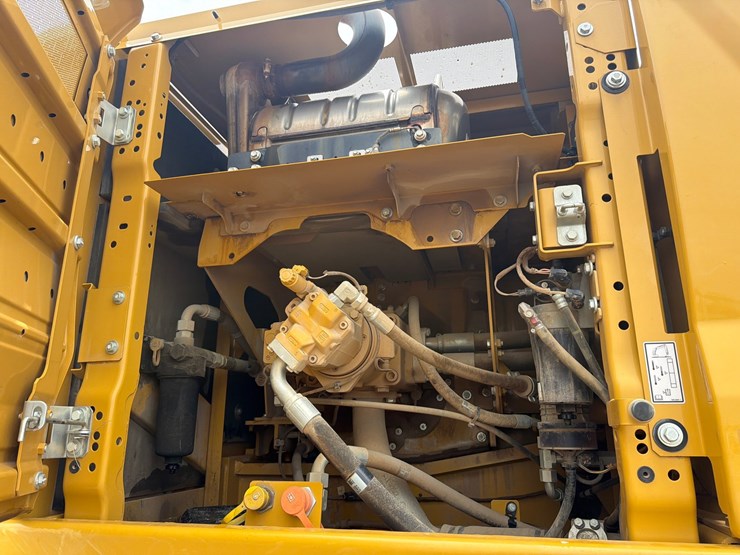 caterpillar-336-image-26