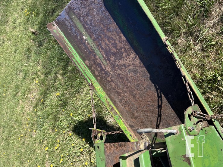 john-deere-336-image-13