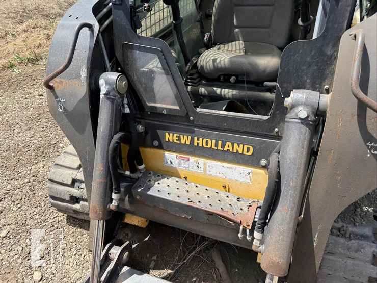new-holland-c232-image-13