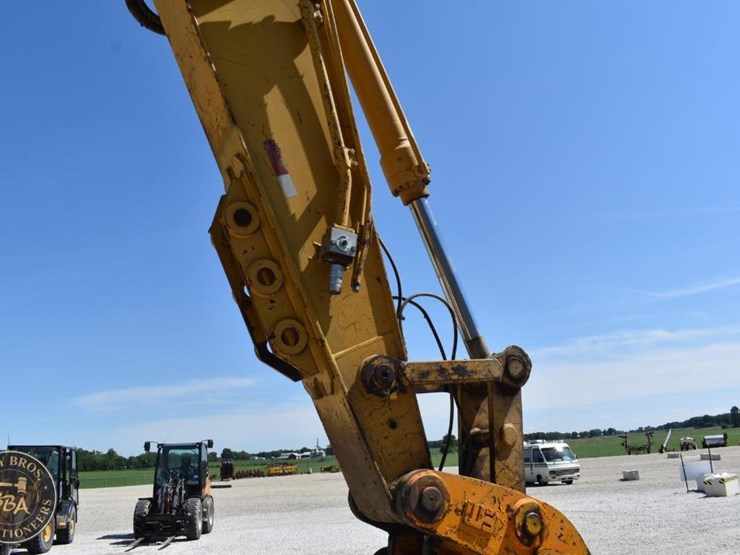 2005-caterpillar-320cl-image-25