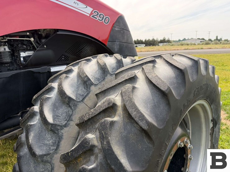 2014-case-ih-magnum-290-image-55