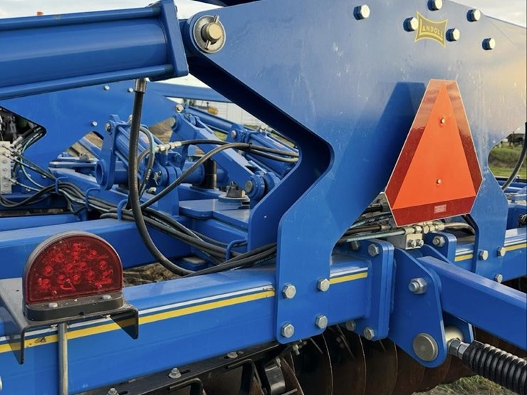 2023-landoll-7530-32-image-8