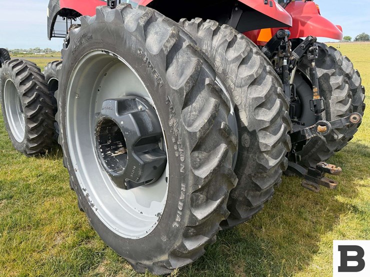 2012-case-ih-magnum-340-image-29