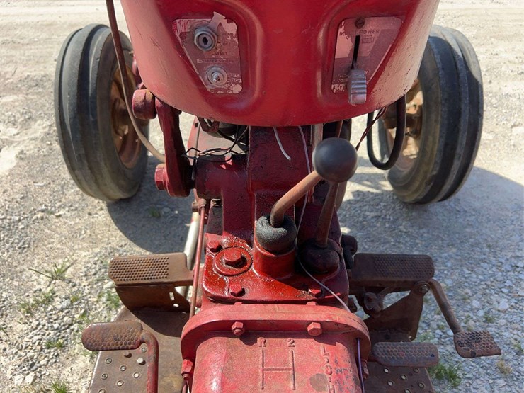 massey-ferguson-65-image-10