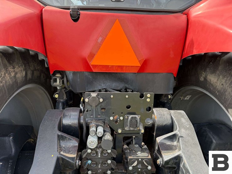 2017-case-ih-magnum-250-cvt-image-56