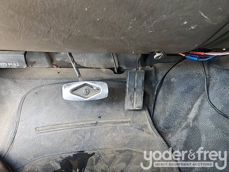 2000-ford-f450-image-24