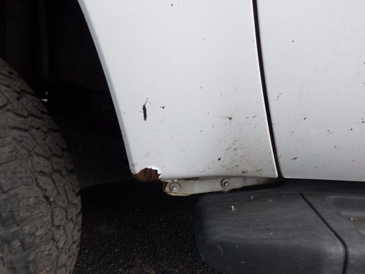 2016-ford-f350-xl-image-14
