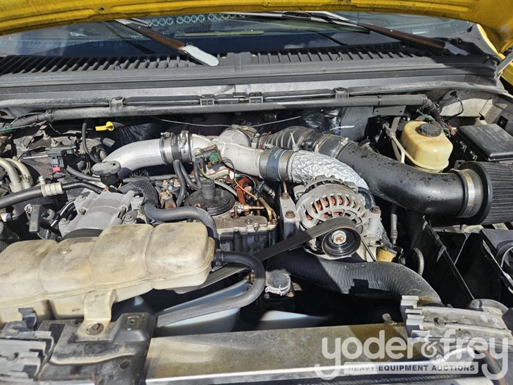 2000-ford-f450-image-16