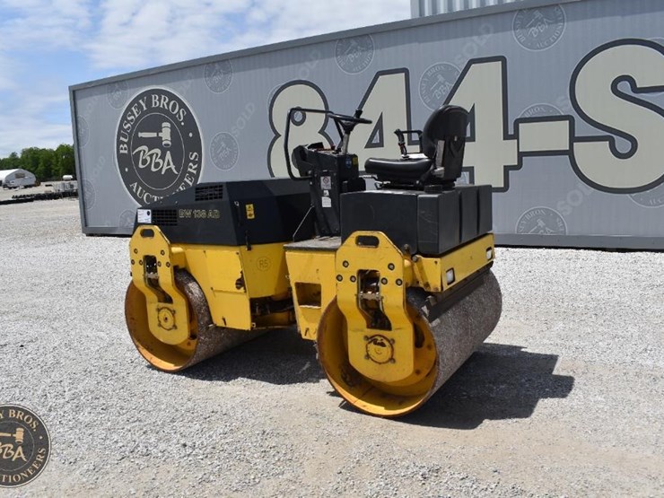 2010-bomag-bw138-image-3