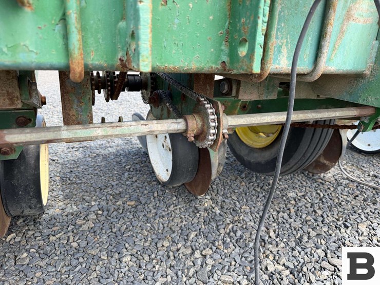 john-deere-6-image-12