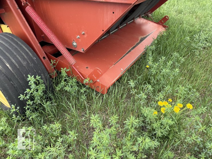 new-holland-660-image-18