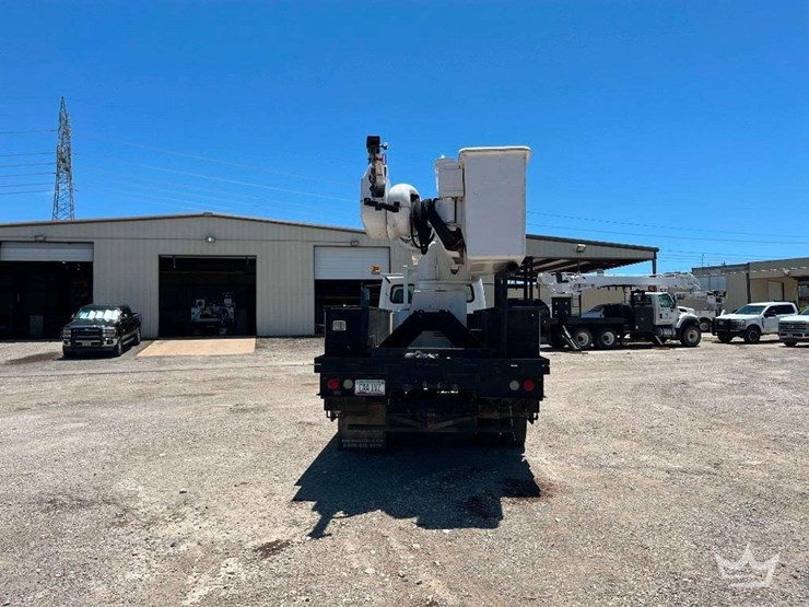 2018-freightliner-m2-106-image-7