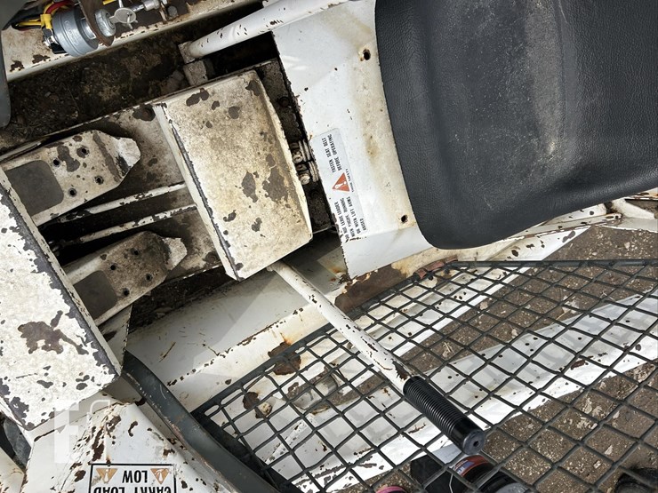 bobcat-371-image-19
