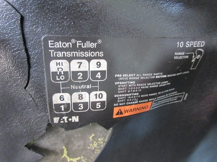 2012-international-durastar-4400-image-11
