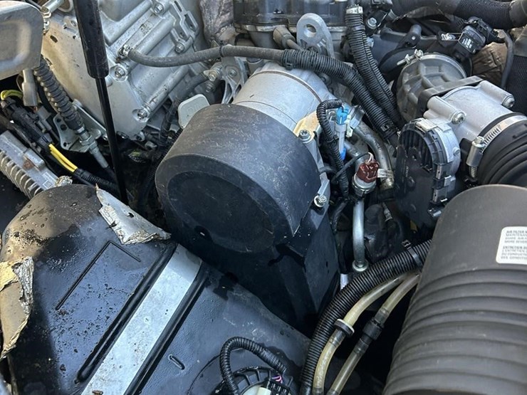 2021-can-am-defender-limited-cab-hd10-image-33