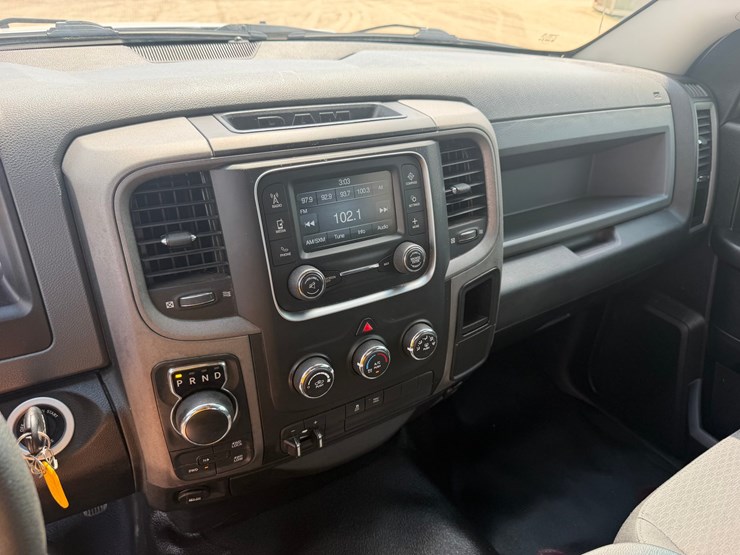 2019-dodge-1500-image-11