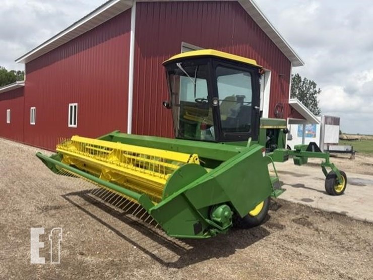 john-deere-2420-image-3