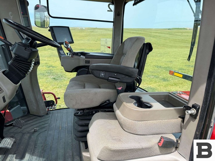 2015-case-ih-steiger-420-rowtrac-image-87