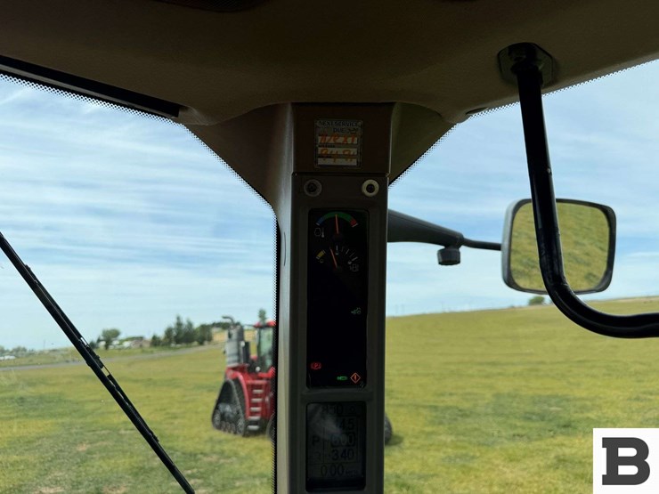 2010-case-ih-magnum-180-image-89