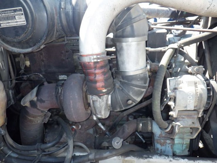 1993-peterbilt-377-image-27