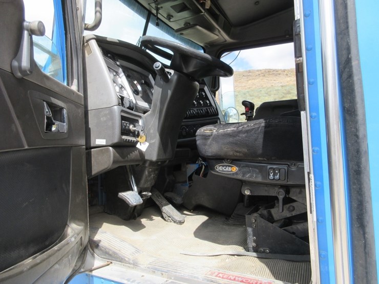 2015-kenworth-t800-image-7